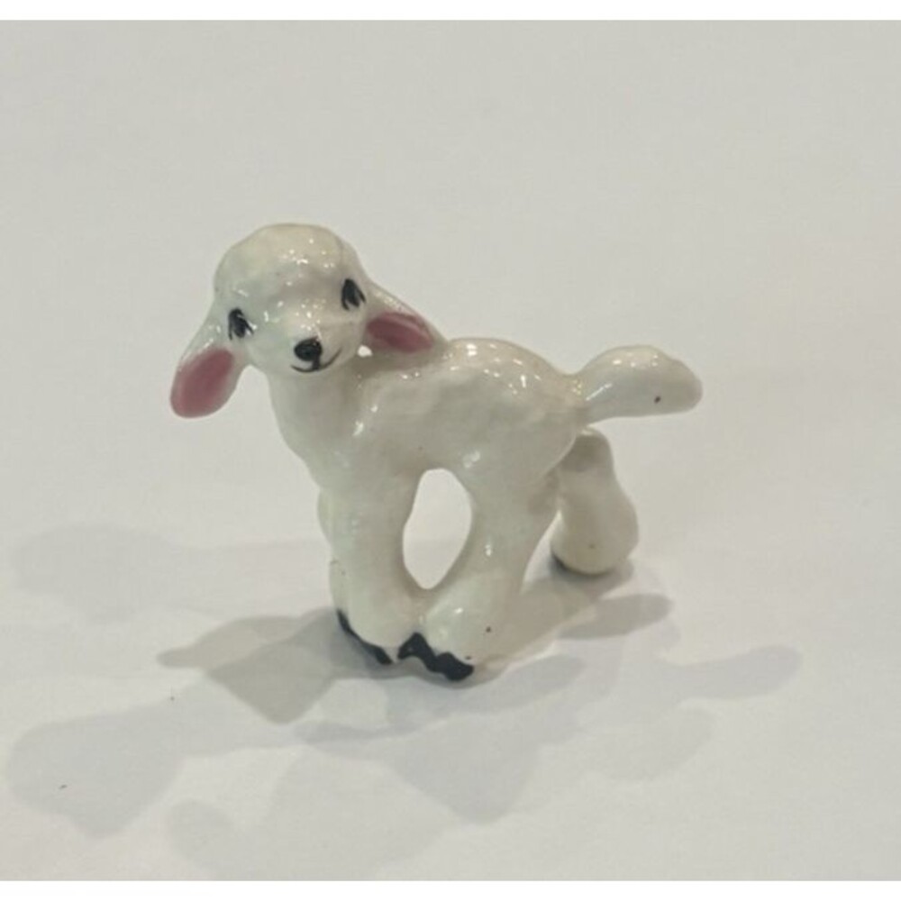 Hagan Renaker Early Miniature Lamb Figurine